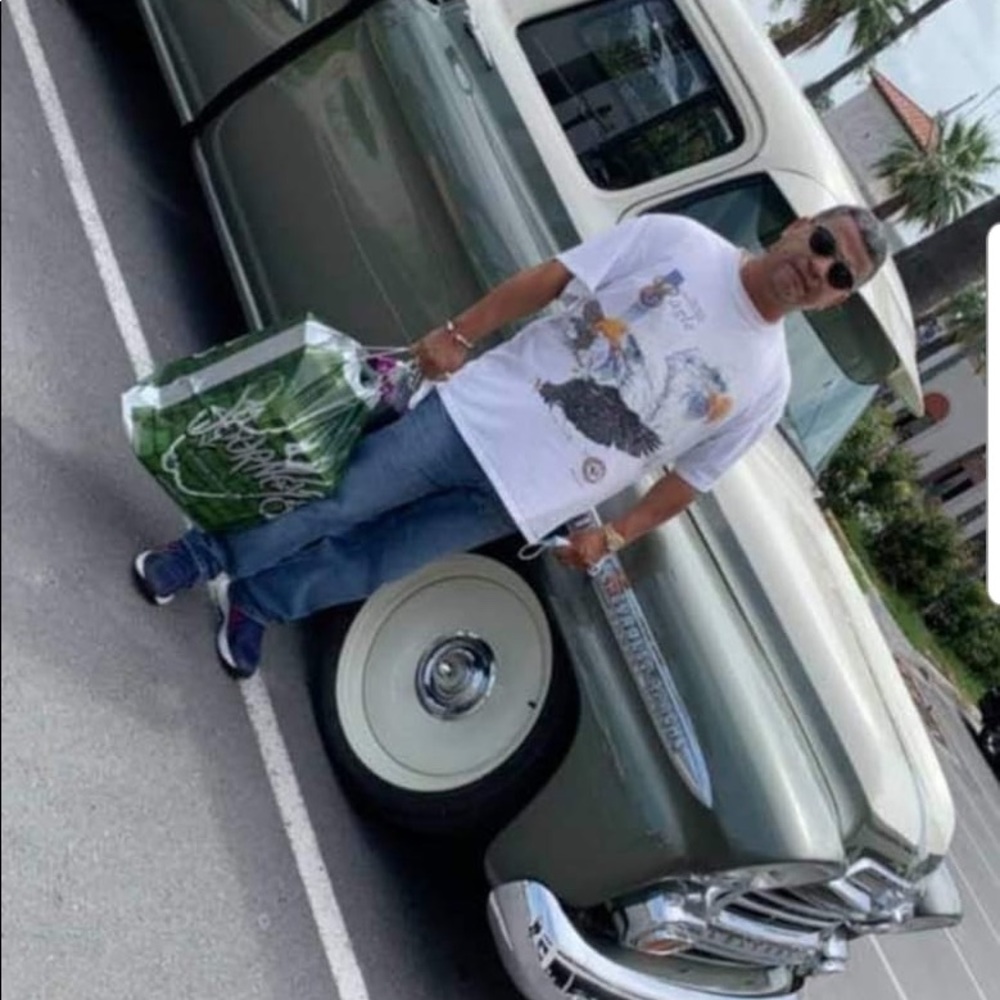 Meet your Posher, Juan